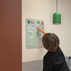 Flytbar magnettavle – Sage Green, 34×47 cm