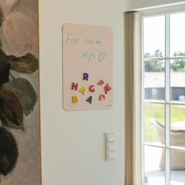 Flytbar magnettavle – Light Rose, 34×47 cm